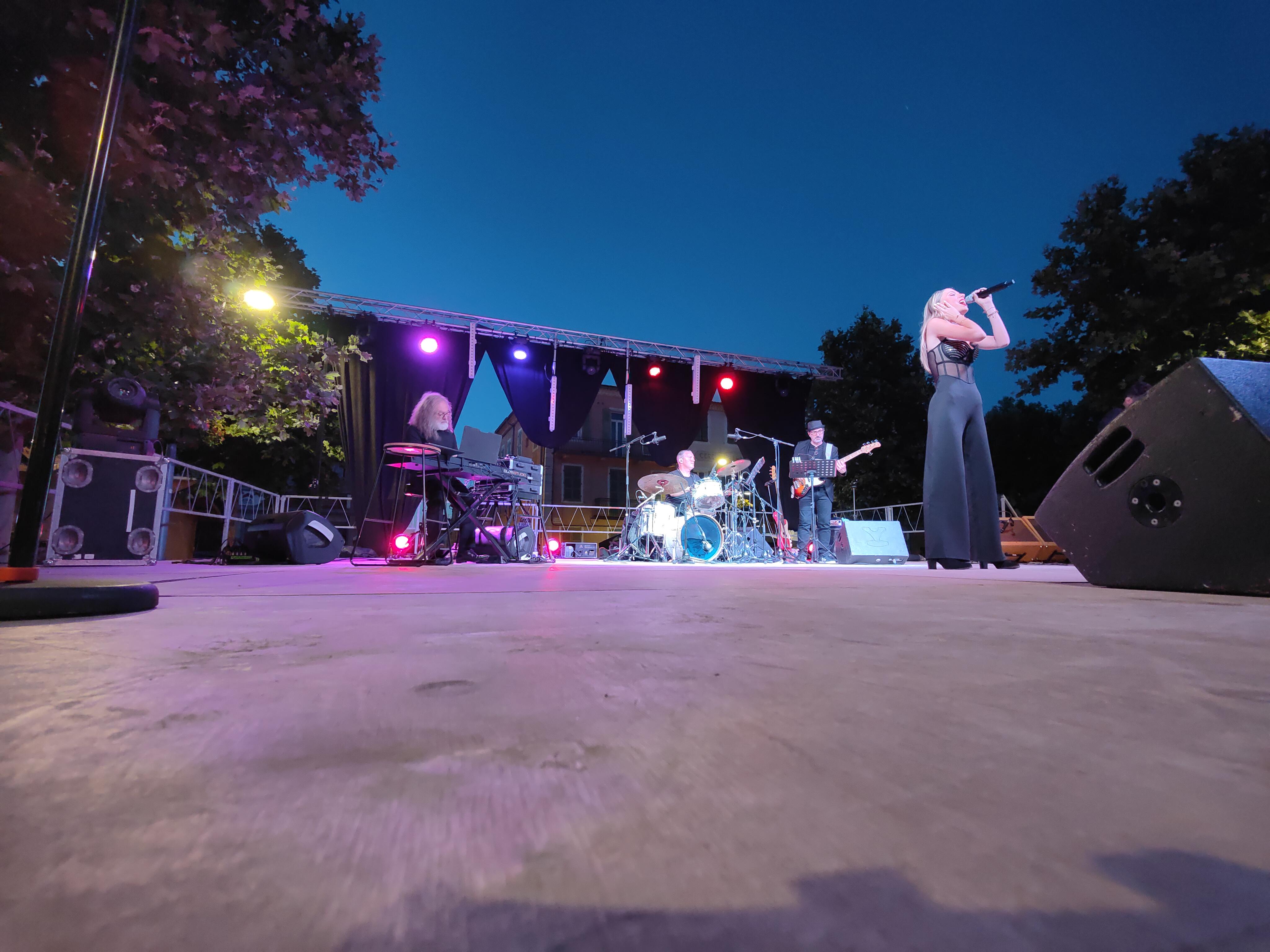 Projection grand format devant le public